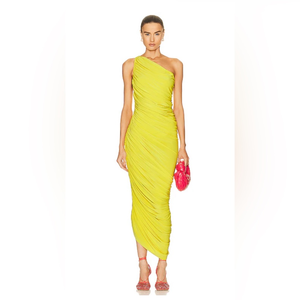 Norma Kamali Diana gown in buttermilk xxs